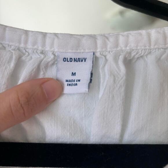 Old Navy White Cotton Blouse Tank V-Neck Size Medium - Picture 3 of 6